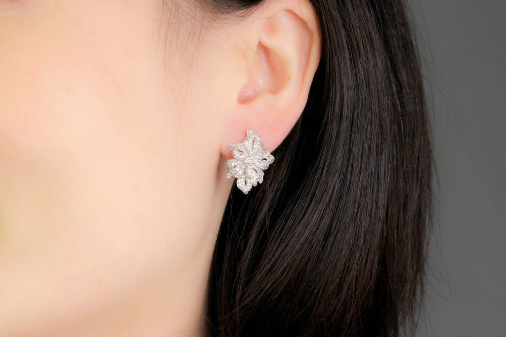 925 Silver Gold-plated White Mosaic Ear Buckle 5285
